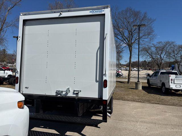 2025 Chevrolet Express Cutaway 4500 Van