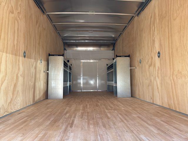 2025 Chevrolet Express Cutaway 4500 Van