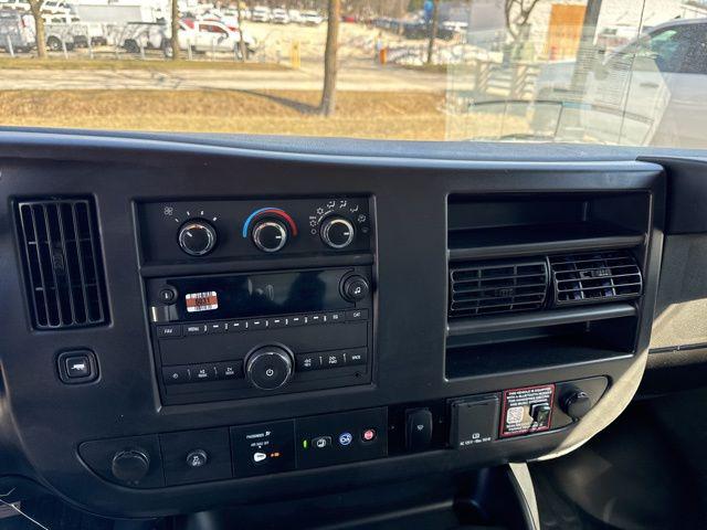 2025 Chevrolet Express Cutaway 4500 Van