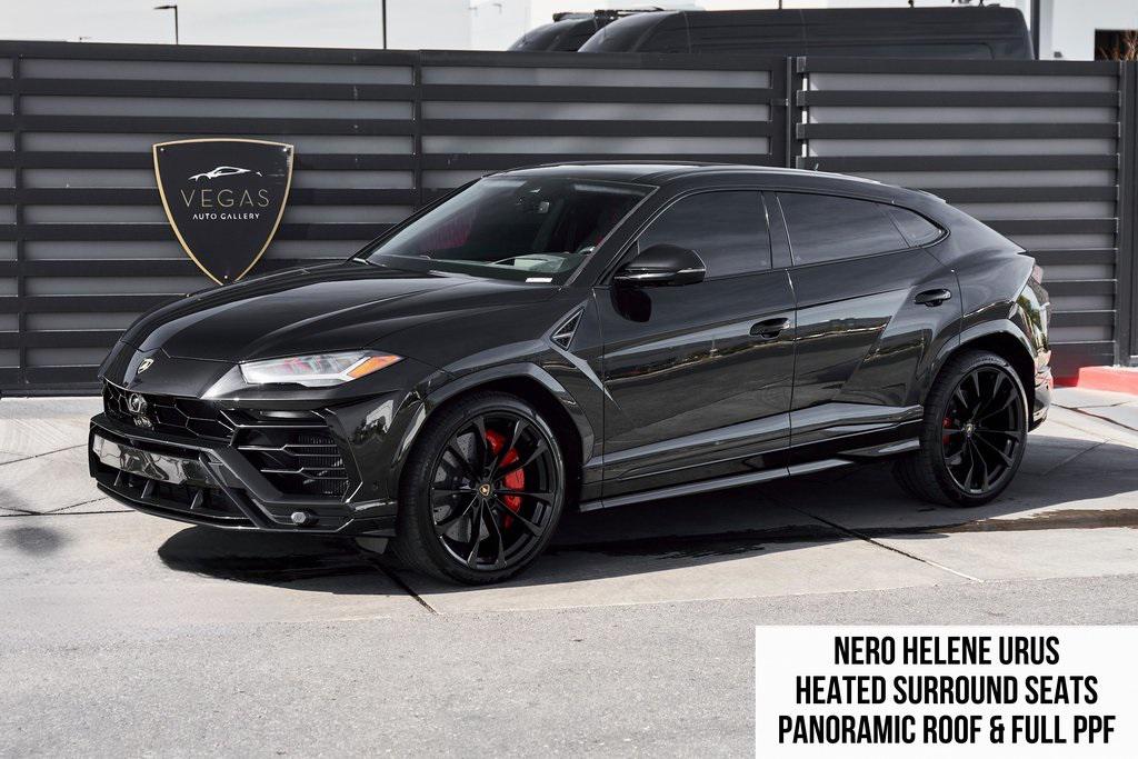 /2021 Lamborghini Urus