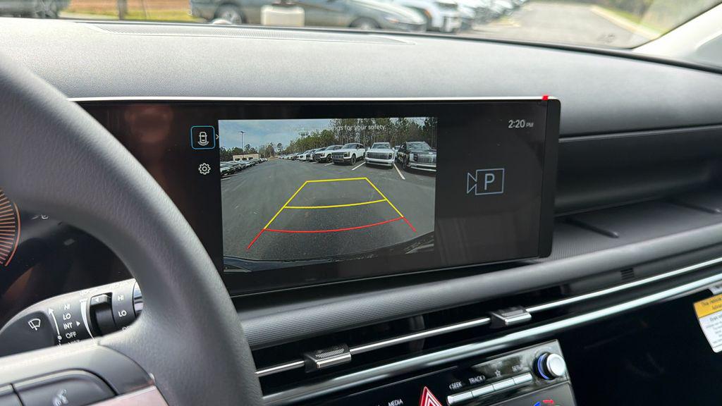 New 2026 Phantom Black HYUNDAI SEL FWD image 28