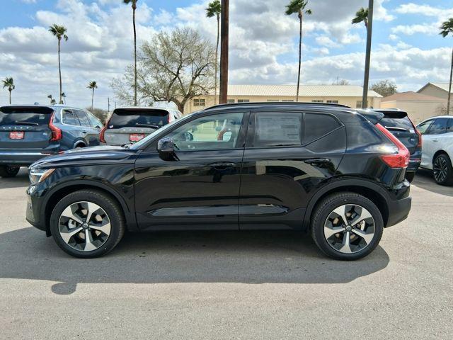 2026 Volvo XC40 Plus, B5 AWD Gas (mild hybrid), Dark