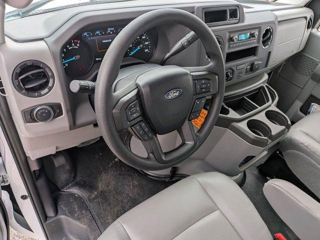 2027 Ford E-Series Cutaway Base