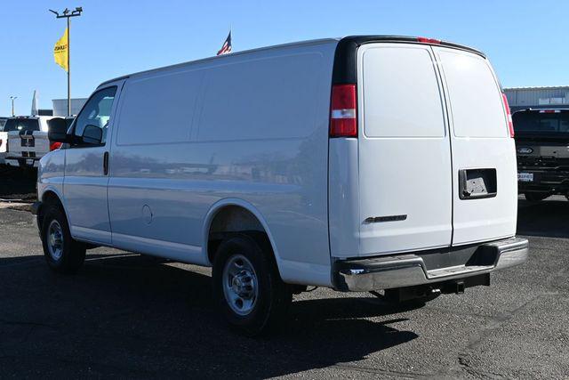 2026 Chevrolet Express Cargo Van 2500 Regular Wheelbase, WT, RWD