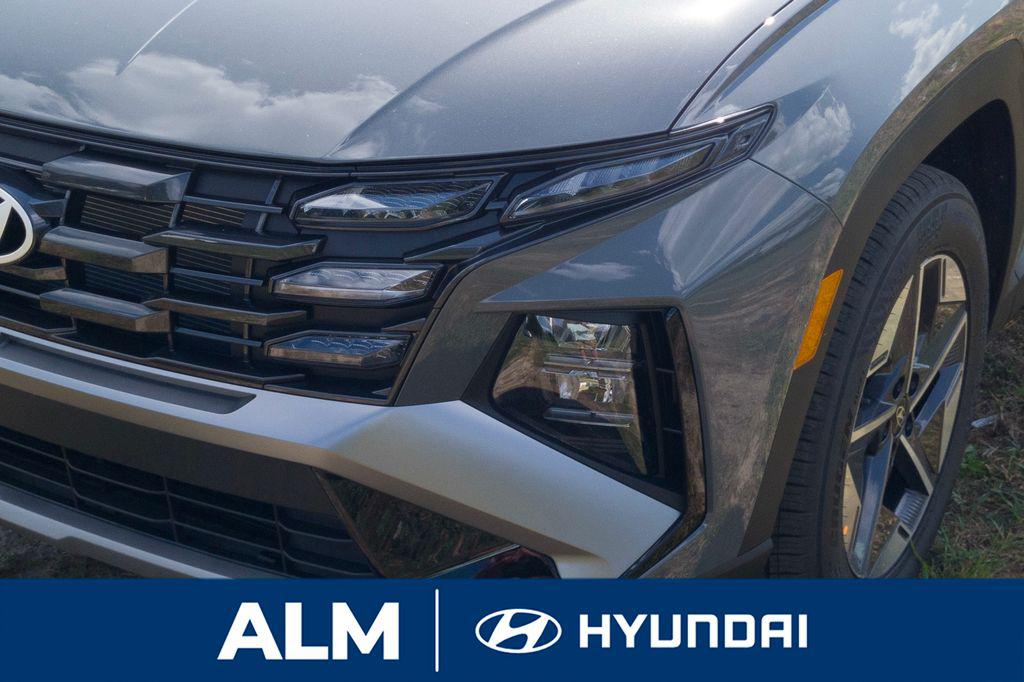 New 2026 Gray HYUNDAI SEL FWD image 10