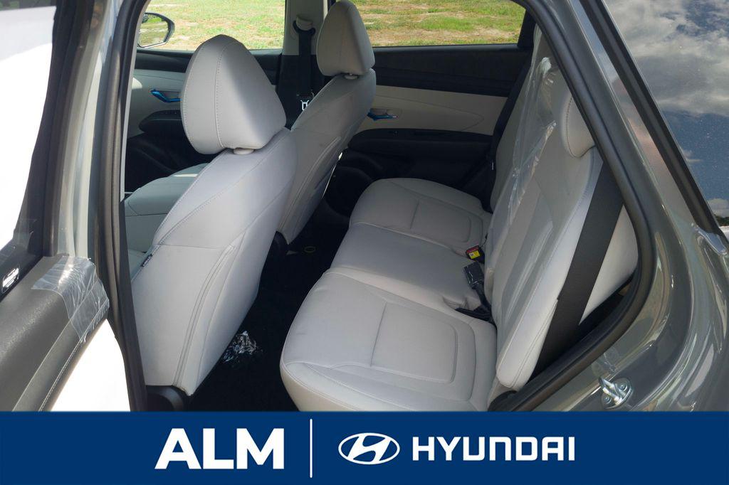 New 2026 Gray HYUNDAI SEL FWD image 15