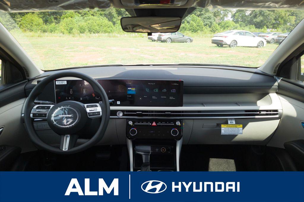 New 2026 Gray HYUNDAI SEL FWD image 18