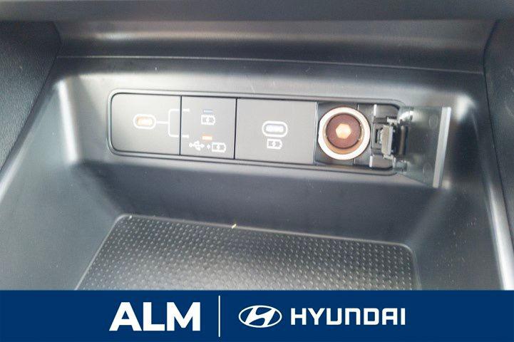 New 2026 Gray HYUNDAI SEL FWD image 22