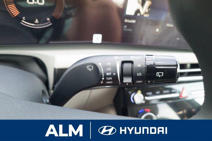 New 2026 Gray HYUNDAI SEL FWD image 26