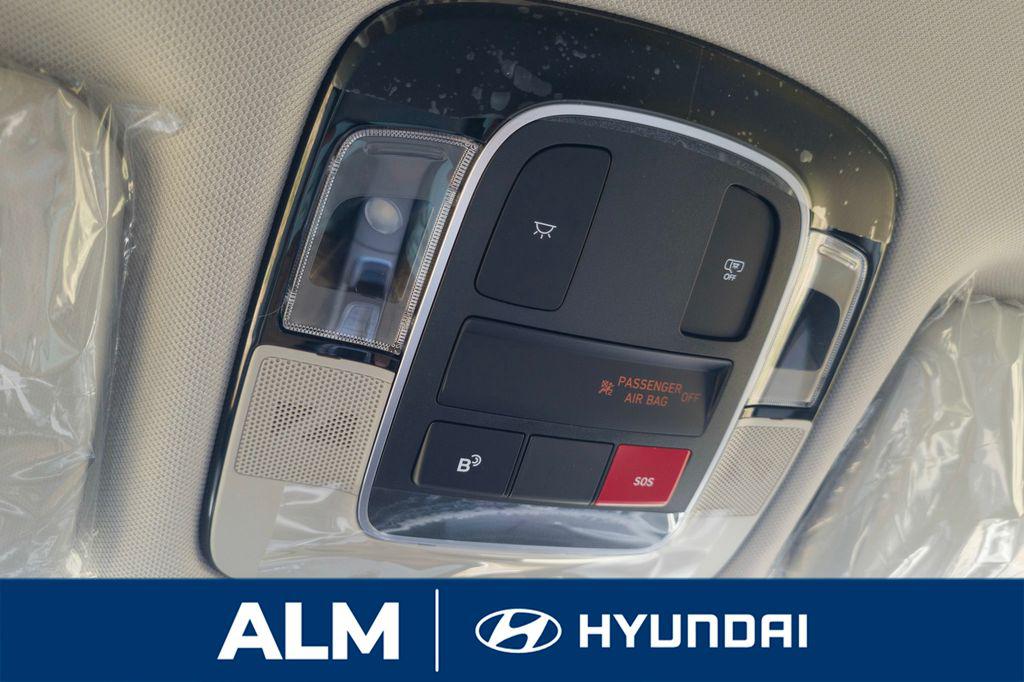 New 2026 Gray HYUNDAI SEL FWD image 31