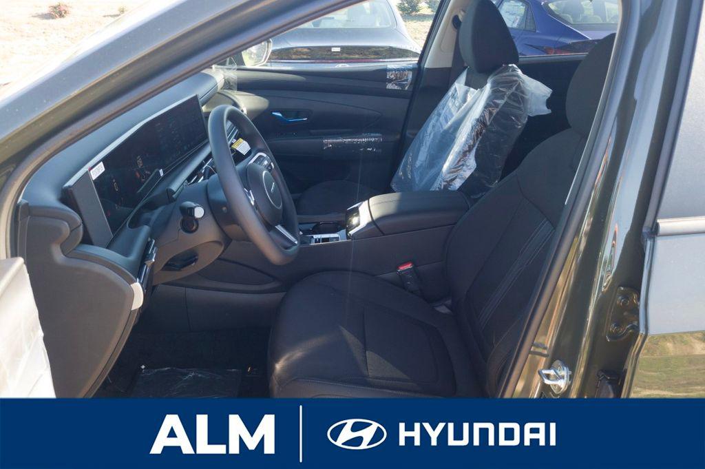 New 2026 Green HYUNDAI SEL FWD image 15