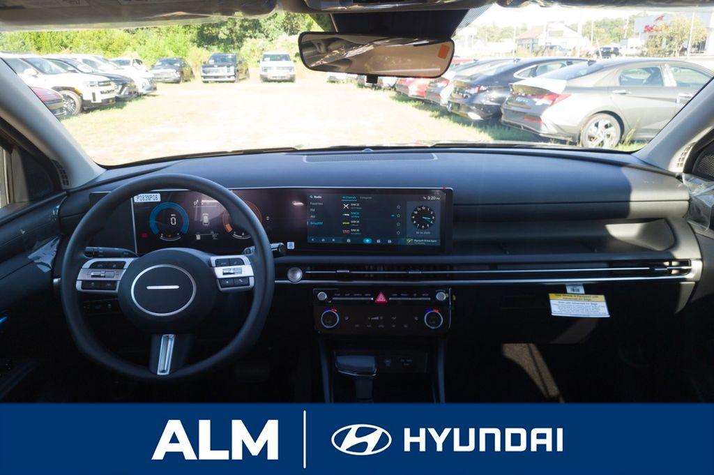 New 2026 Green HYUNDAI SEL FWD image 19