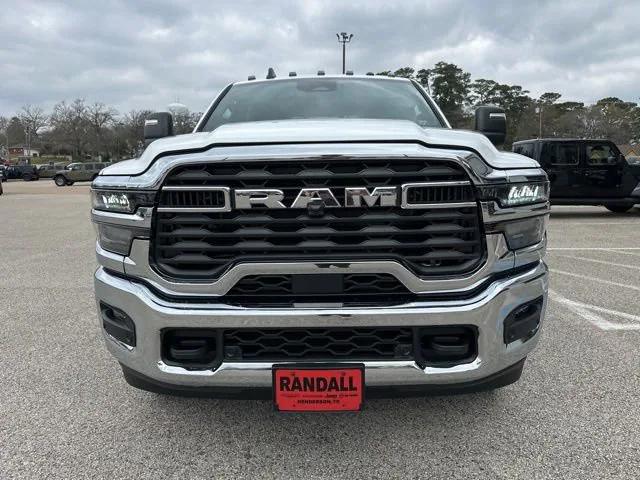 2026 RAM Ram 3500 RAM 3500 TRADESMAN CREW CAB 4X4 8 BOX