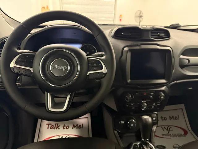 2023 Jeep Renegade Altitude 4x4