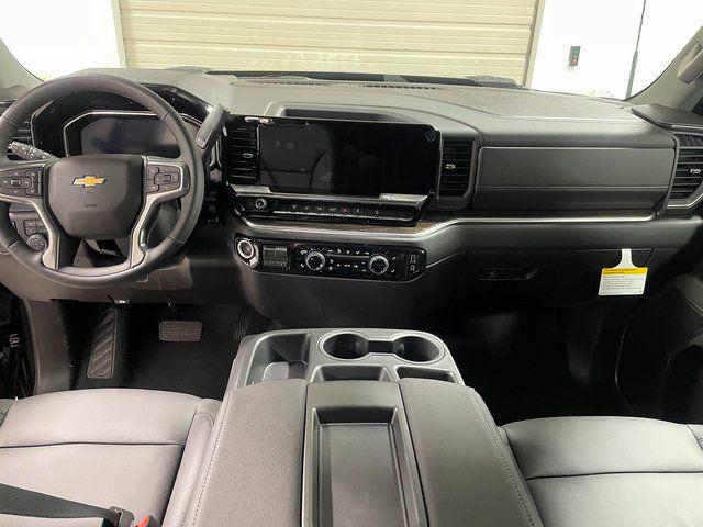2026 Chevrolet Silverado 2500HD Crew Cab, Standard Bed, LT, 4WD