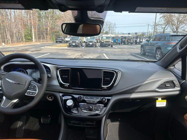 2026 Chrysler Pacifica Pinnacle