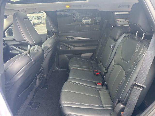 2023 INFINITI QX60 LUXE AWD