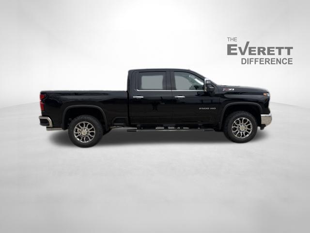 2026 Chevrolet Silverado 2500HD Crew Cab, Standard Bed, LTZ, 4WD