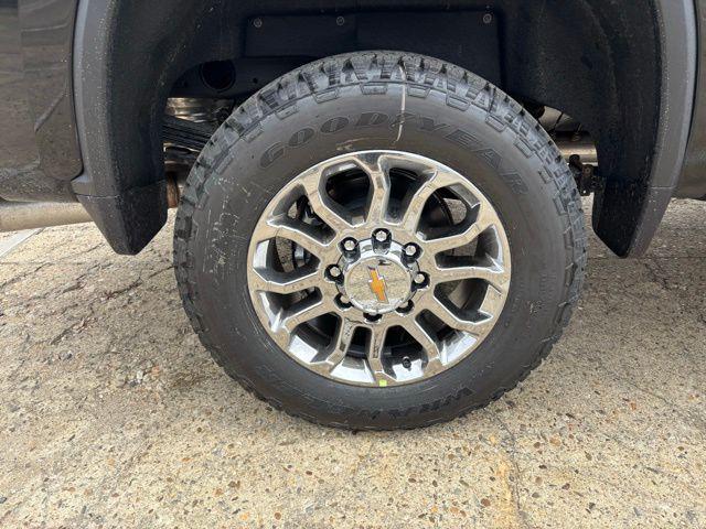 2026 Chevrolet Silverado 2500HD Crew Cab, Standard Bed, LTZ, 4WD