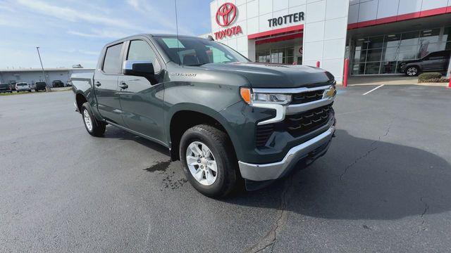 2025 Chevrolet Silverado 1500 4WD Crew Cab Standard Bed LT
