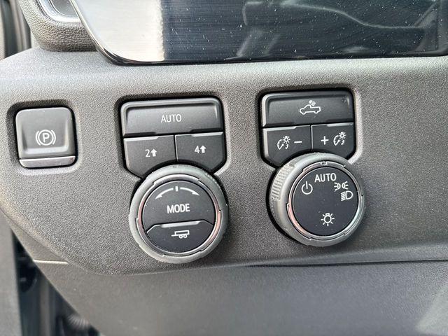 2025 Chevrolet Silverado 1500 4WD Crew Cab Standard Bed LT