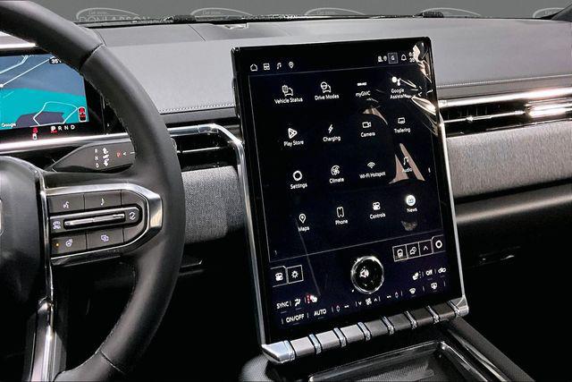2026 GMC Sierra Standard Range Elevation
