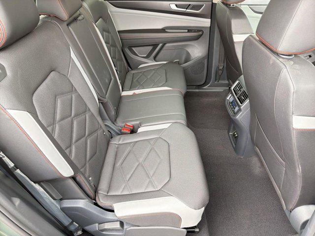 2026 Volkswagen Atlas Peak Edition