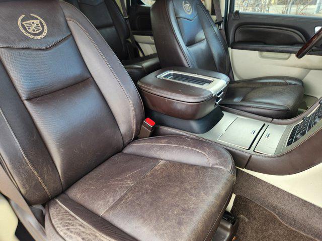 2014 Cadillac Escalade Platinum