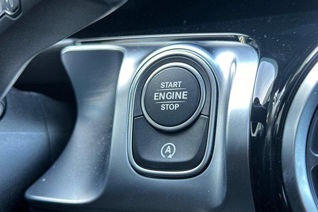 2026 Mercedes-Benz GLB 250