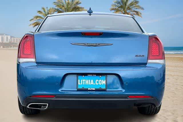 2023 Chrysler 300 Touring L