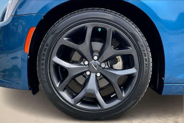 2023 Chrysler 300 Touring L