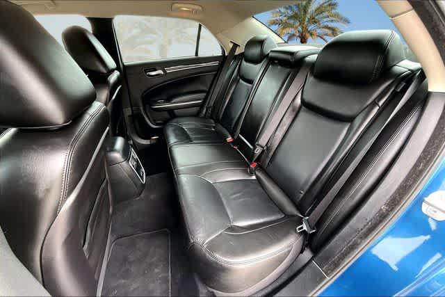 2023 Chrysler 300 Touring L