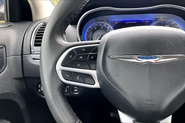 2023 Chrysler 300 Touring L