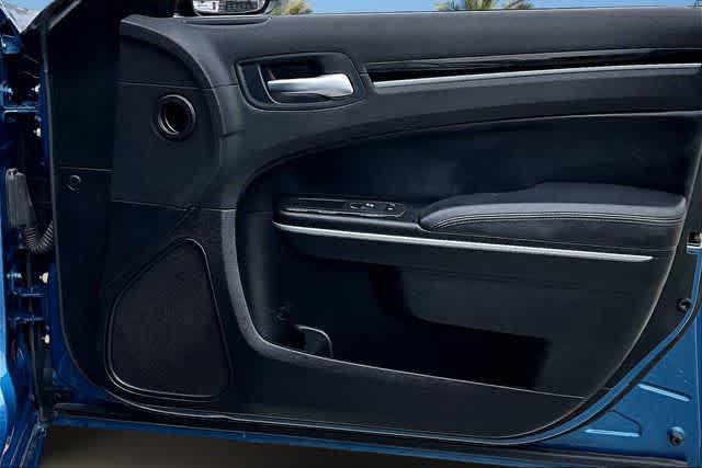 2023 Chrysler 300 Touring L