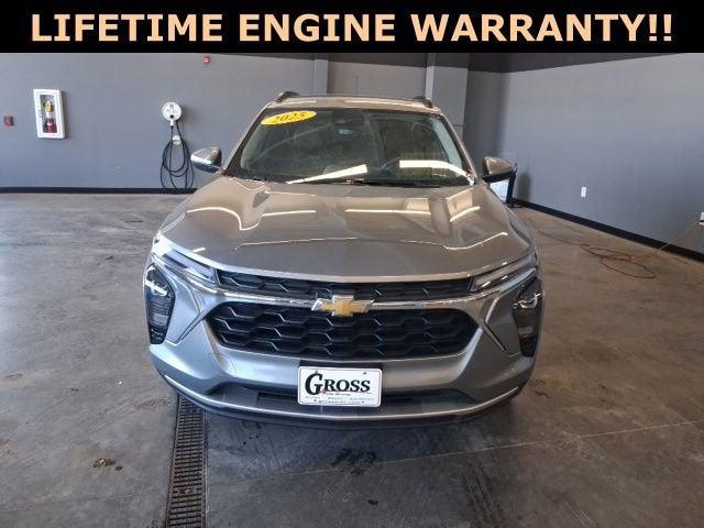 2025 Chevrolet Trax FWD LT