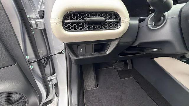 2026 Honda HR-V AWD LX