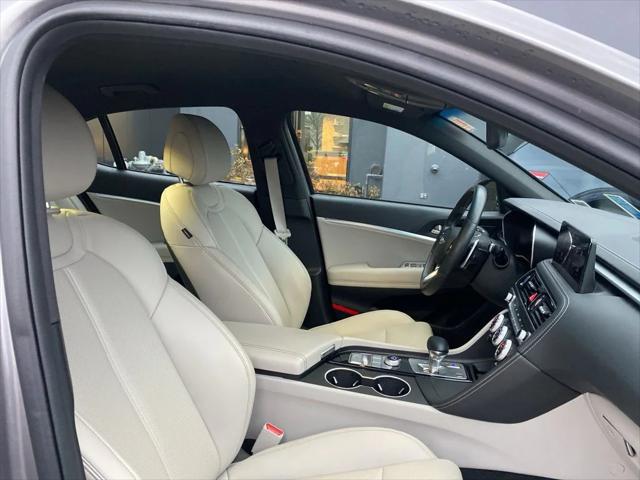 2023 Genesis G70 2.0T AWD