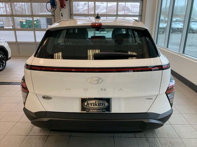 2026 Hyundai Kona SE