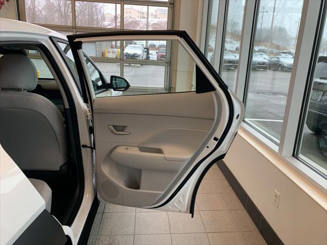 2026 Hyundai Kona SE