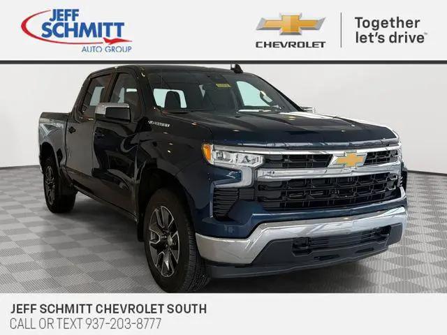 2023 Chevrolet Silverado 1500 4WD Crew Cab Standard Bed LT for sale in Miamisburg, OH