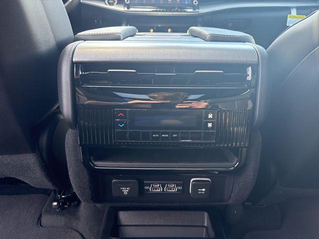 2026 Jeep Grand Wagoneer Upland
