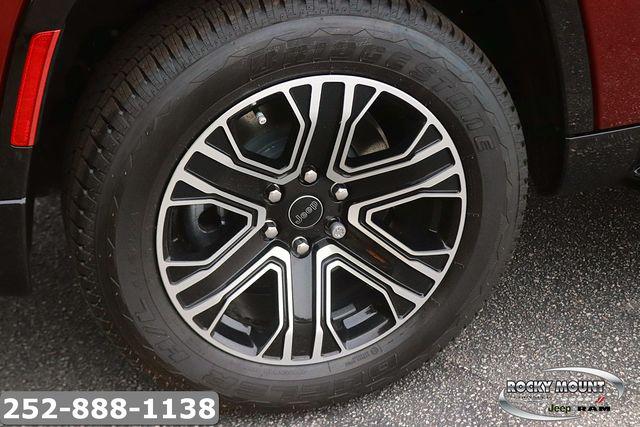 2026 Jeep Grand Wagoneer 4x2