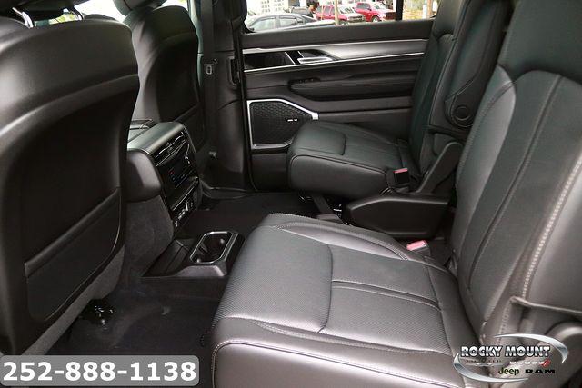 2026 Jeep Grand Wagoneer 4x2