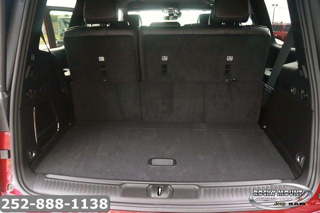 2026 Jeep Grand Wagoneer 4x2