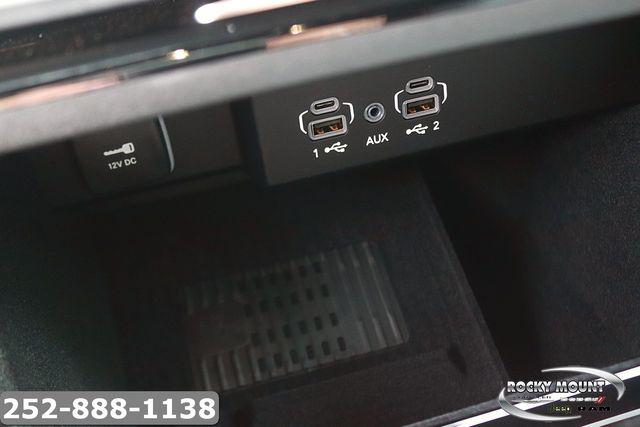 2026 Jeep Grand Wagoneer 4x2