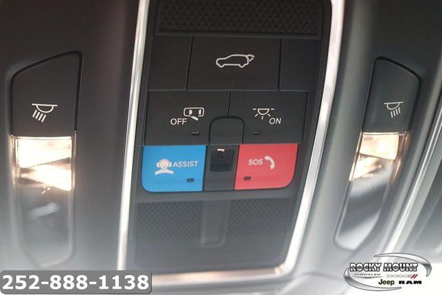 2026 Jeep Grand Wagoneer 4x2