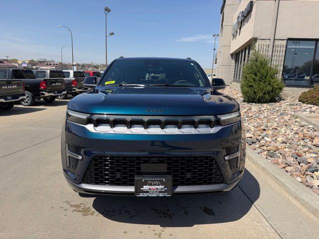 2026 Wagoneer Grand Wagoneer GRAND WAGONEER 4X4 2026 Wagoneer Grand Wagoneer GRAND WAGONEER 4X4