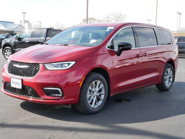 2026 Chrysler Pacifica PACIFICA SELECT AWD