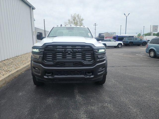 2026 RAM Ram 5500 Chassis Cab RAM 5500 TRADESMAN CHASSIS REGULAR CAB 4X4 84 CA