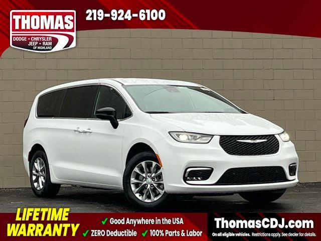 2026 Chrysler Pacifica PACIFICA SELECT AWD